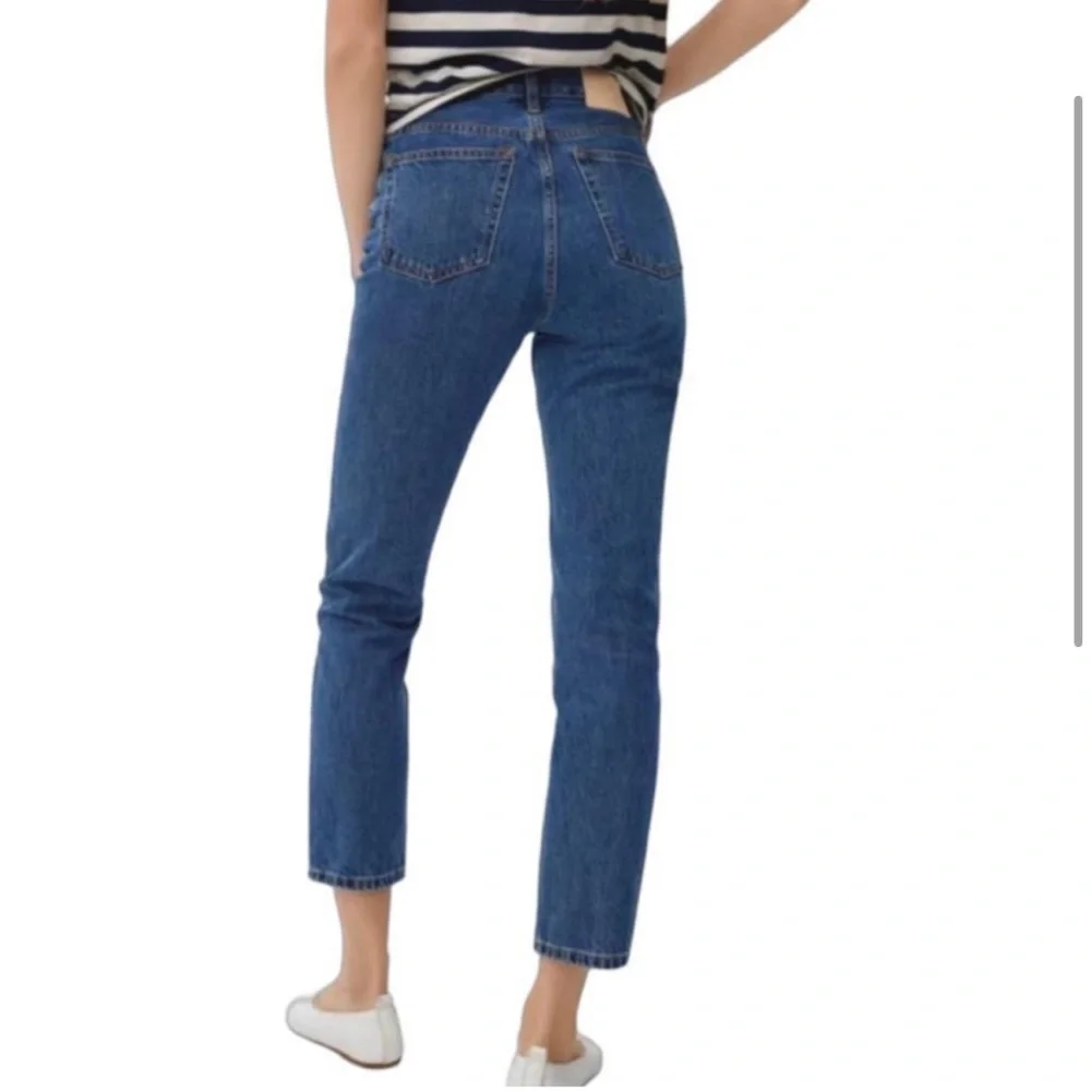 Everlane 90’s cheeky jeans